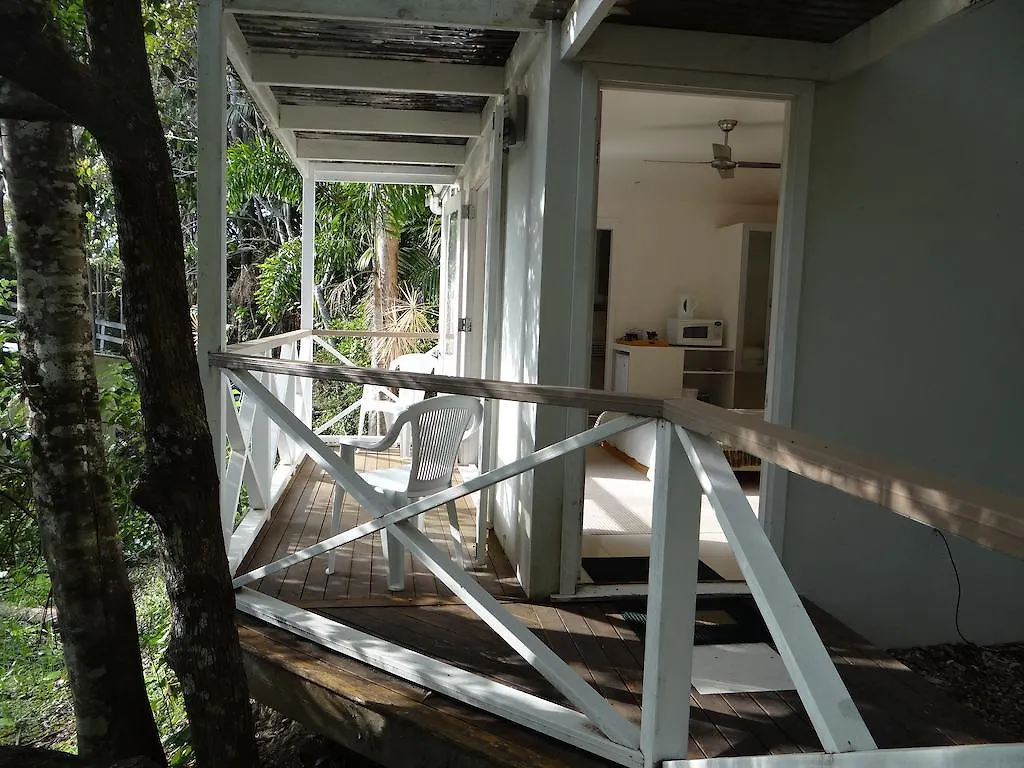 Eumundi Yacht Club B&B Bed & Breakfast