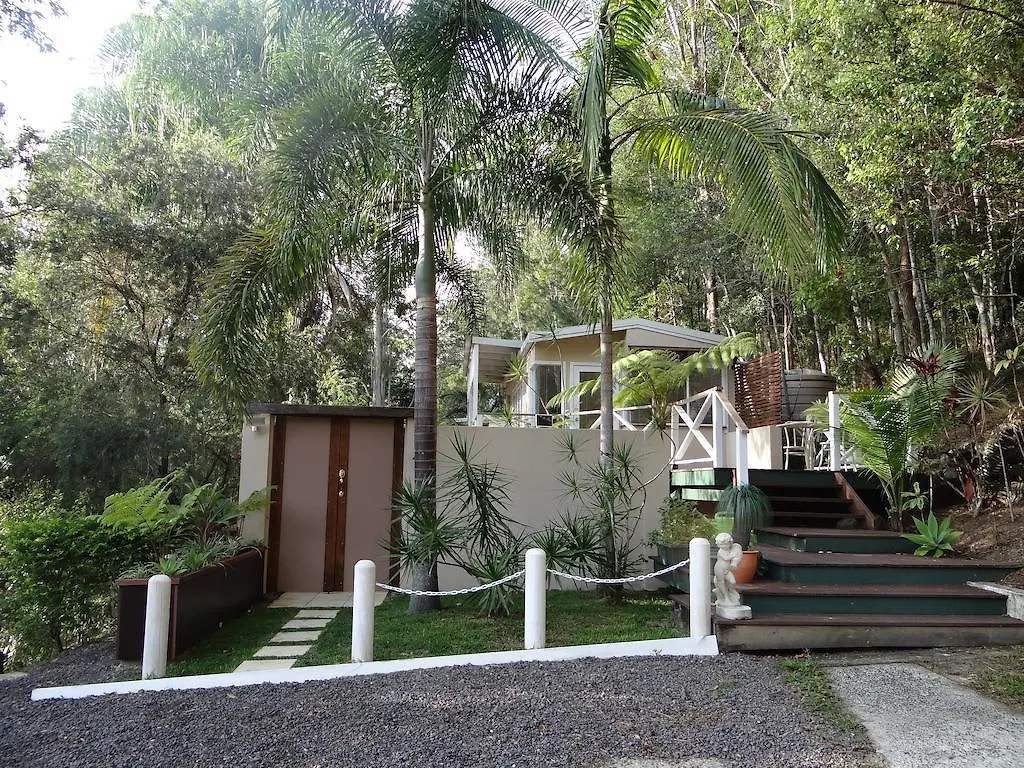 Eumundi Yacht Club B&B Bed & Breakfast