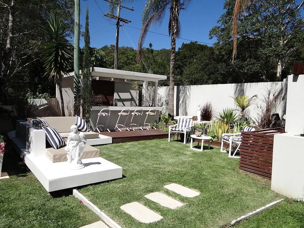 Eumundi Yacht Club B&B 4*,