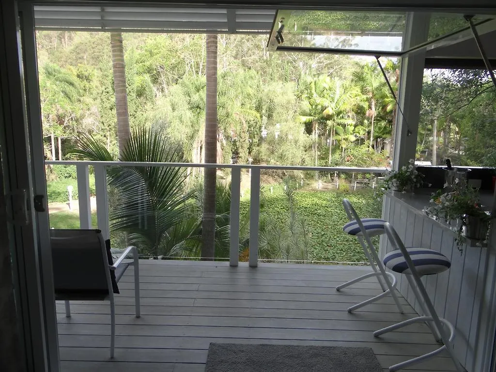 Bed & Breakfast Eumundi Yacht Club B&B